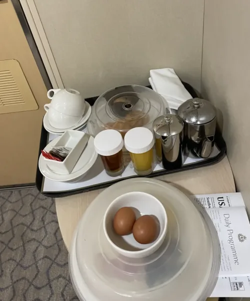 日本は着クルーズ旅行, キュナードクルーズ, Cunard room service